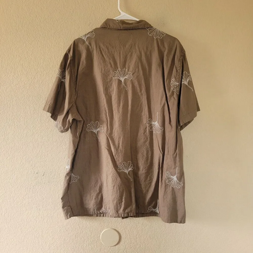 Old Navy Mens Brown Ginkgo Leaf Print Short Sleeve Camp Button Up Shirt Size Xl